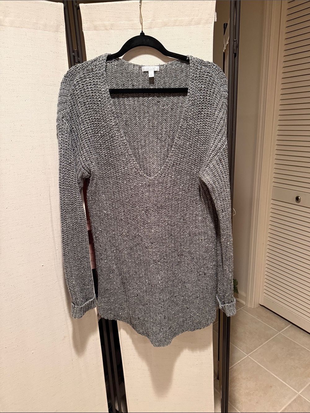 Abound Heather Gray V-Neck Knit Sweater